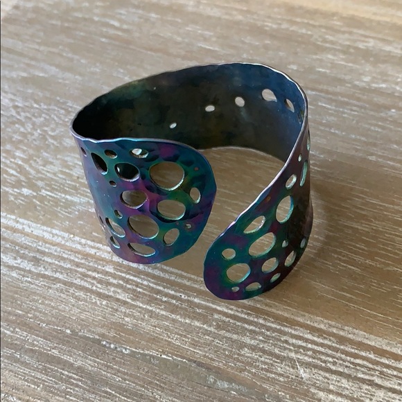 Parlettei Jewelry seascape cuff - Picture 6 of 8